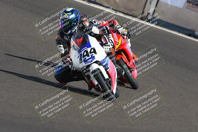 media/Oct-12-2025-CRA (Sun) [[e621380112]]/Races/Race 10/